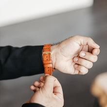 تحميل الصورة في عارض المعرض ، EXTEND Apple Watch Strap 38mm