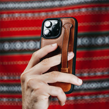 تحميل الصورة في عارض المعرض ، EXTEND Cover With Grip - 14 Pro Max