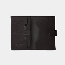 Load image into Gallery viewer, EXTEND Passport Wallet 5249