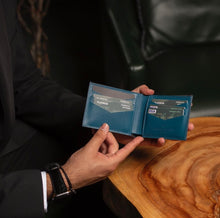 تحميل الصورة في عارض المعرض ، Madrid Edition - EXTEND Wallet