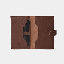 Load image into Gallery viewer, EXTEND Passport Wallet 5249