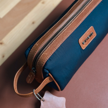 Load image into Gallery viewer, EXTEND Hand Bag 1792-Navy
